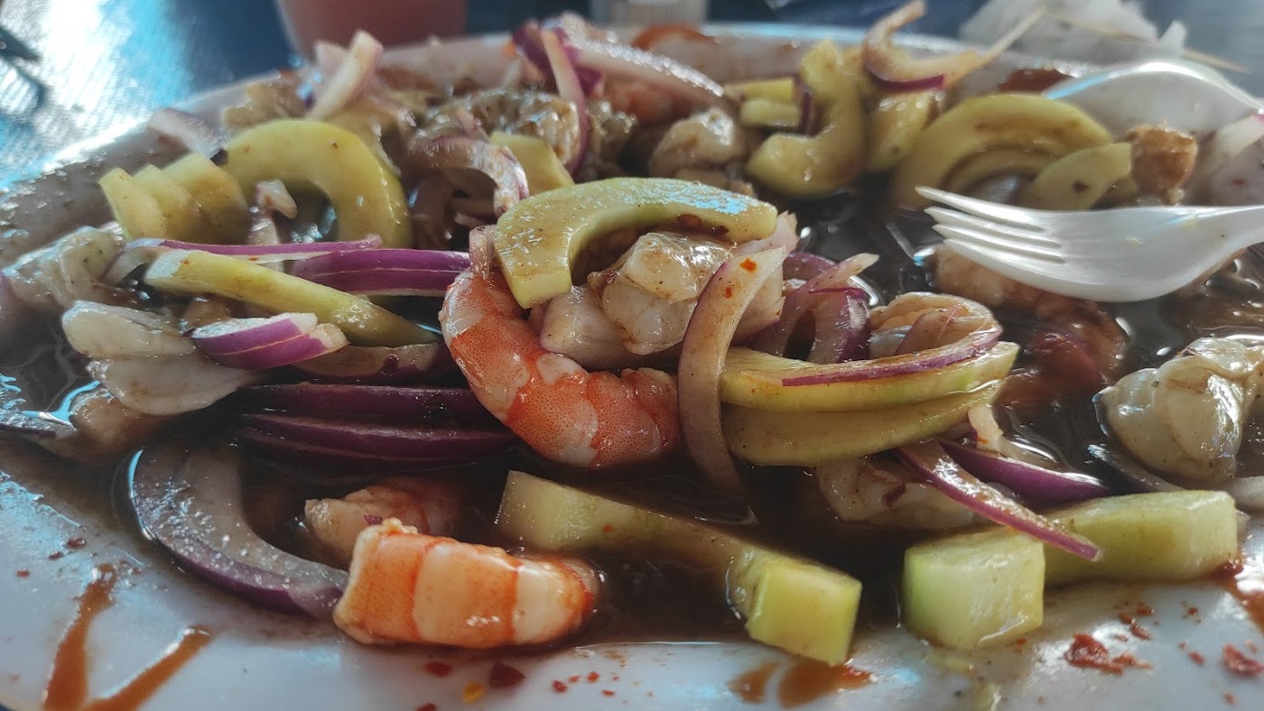 Aguachiles y Callos "El Tocayo"