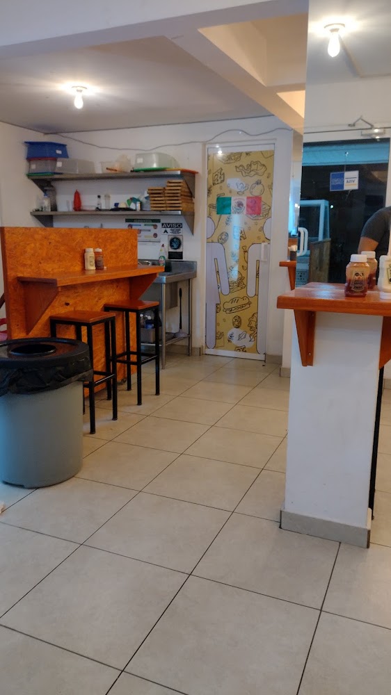 Flash Burger Suc. Cedros