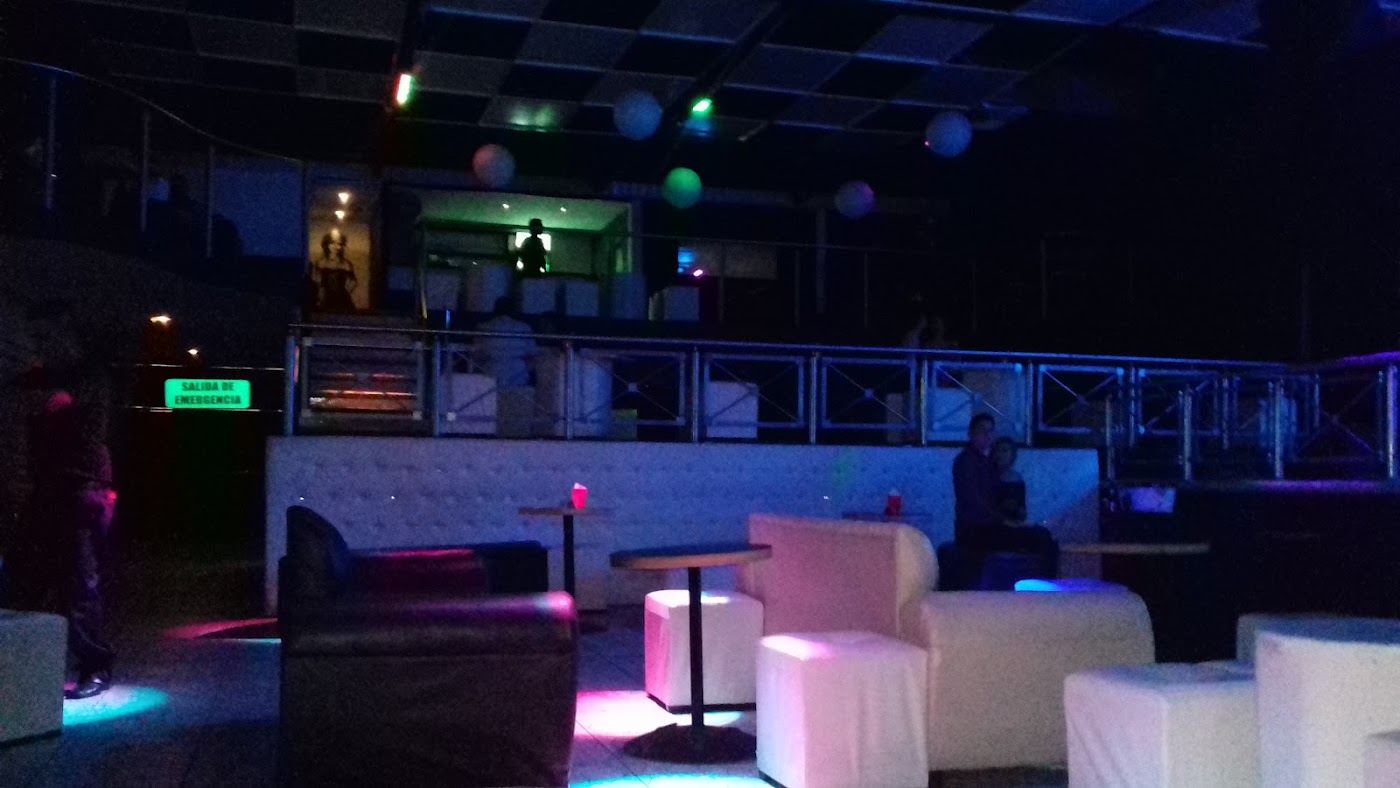 Manhattan Night Club