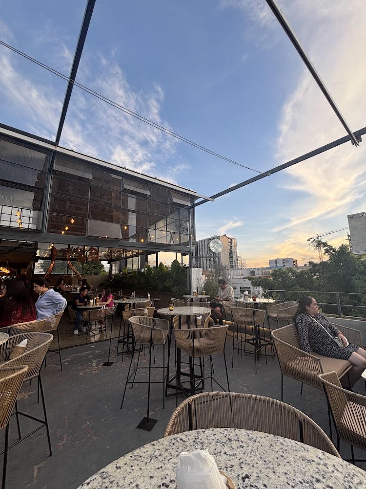 Jacaranda Azotea Bar
