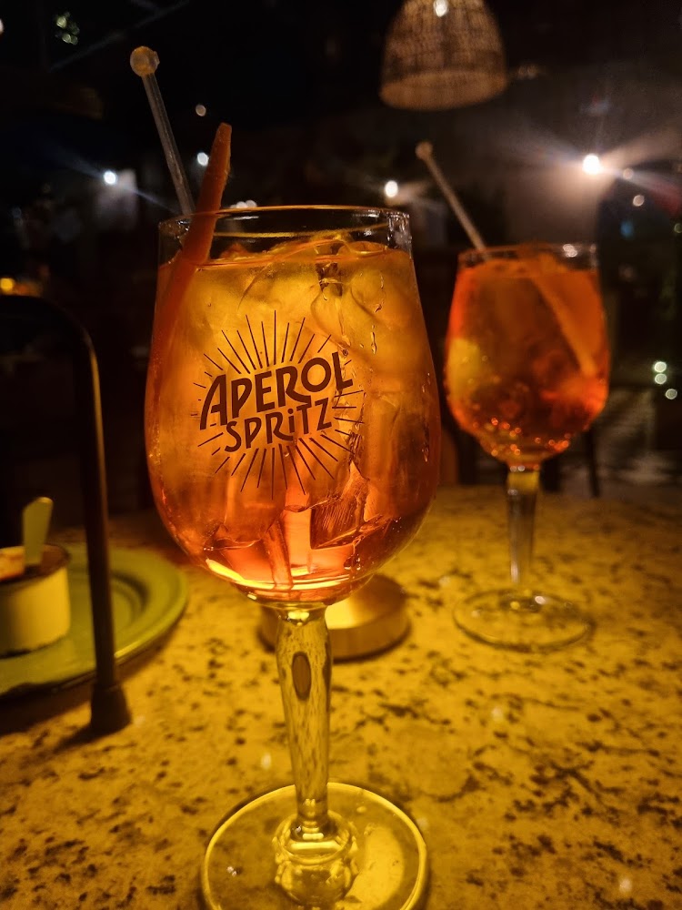 Jacaranda Azotea Bar