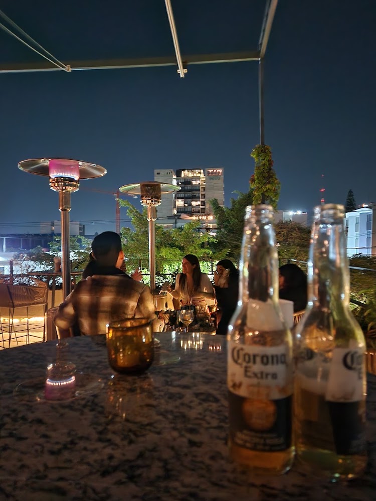 Jacaranda Azotea Bar