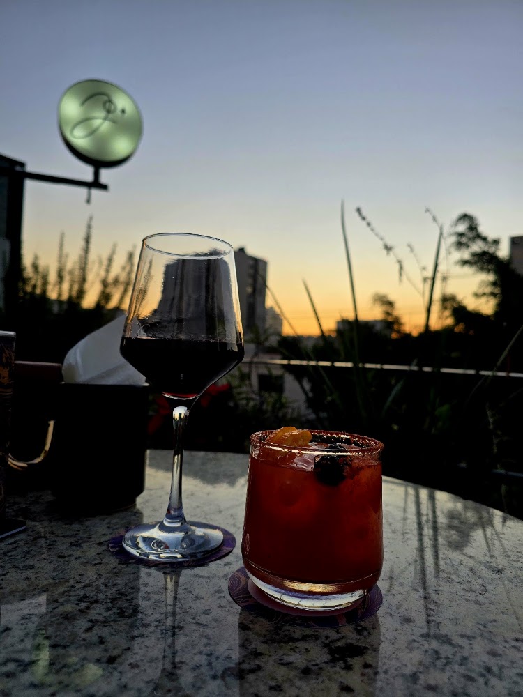 Jacaranda Azotea Bar