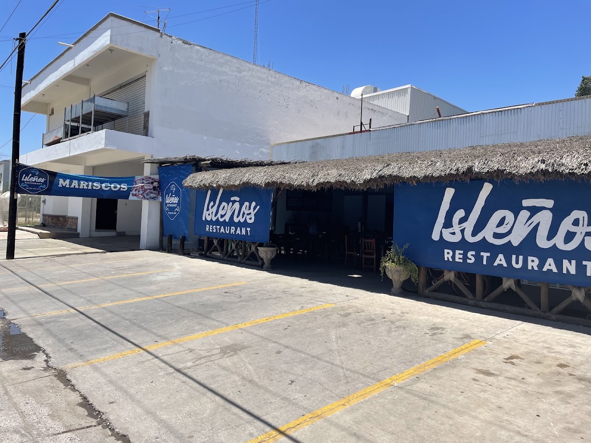 Isleños Restaurant de Mariscos