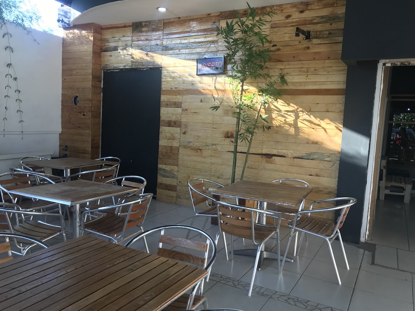 Erbe Restaurant and Bar