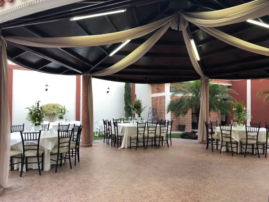 Salon de eventos " la finquita "