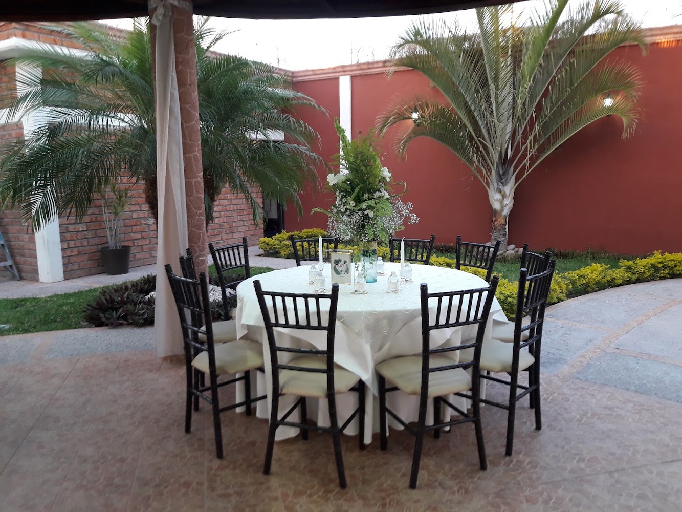 Salon de eventos " la finquita "