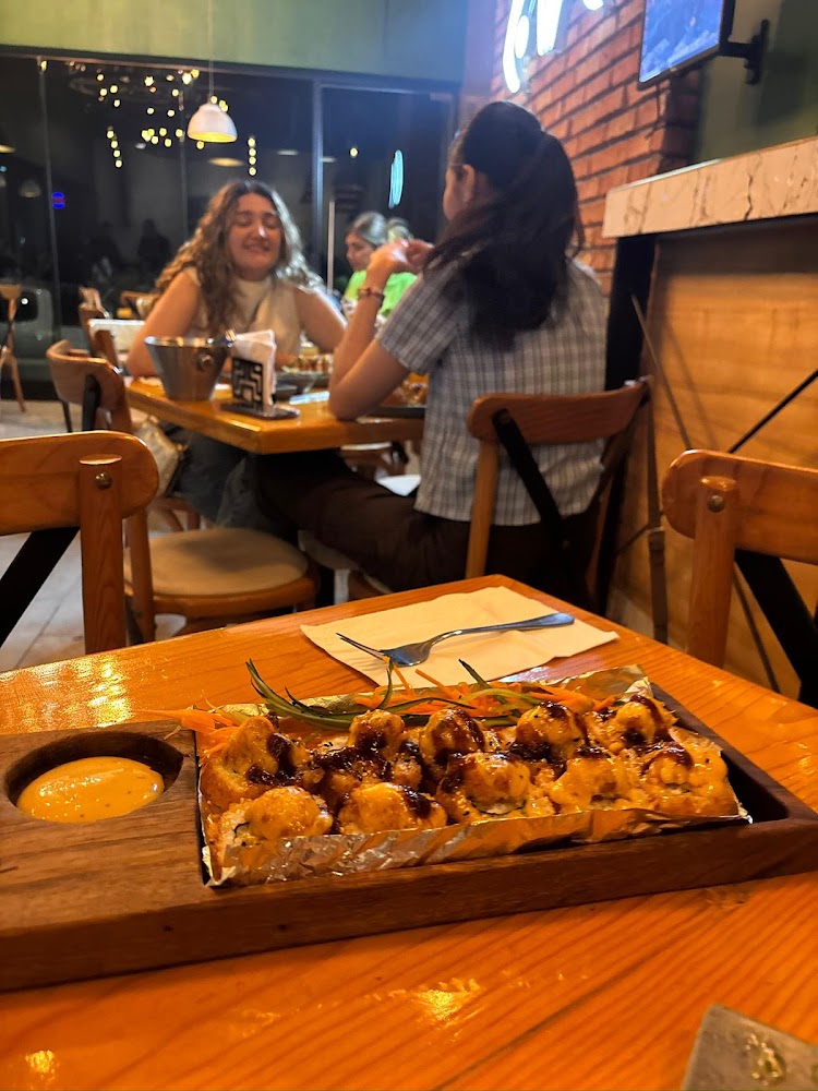 Kira Sushi Rosales