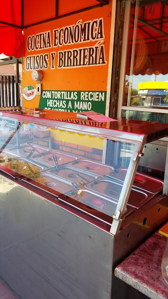 Guisos Y Birrieria "El Mexicano"