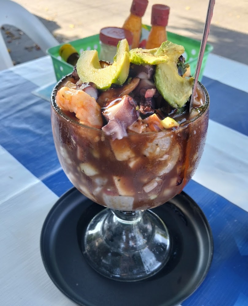 Mariscos Tadeo