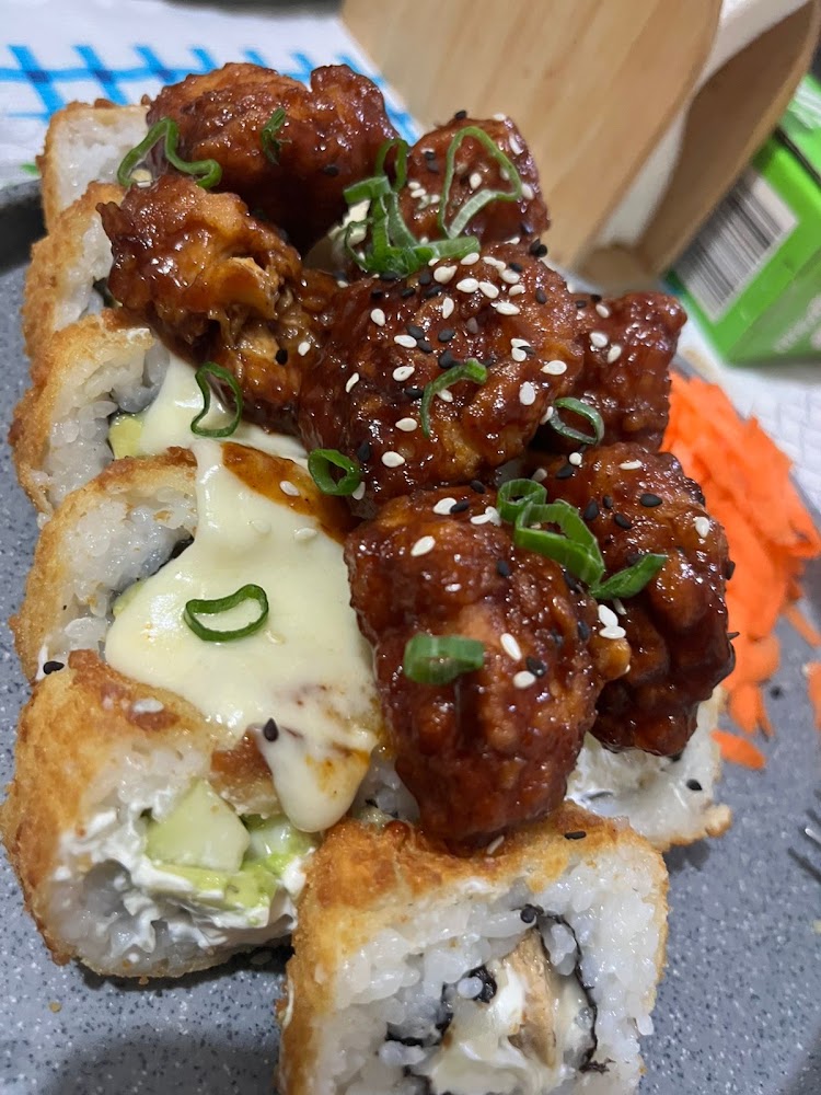 MANÁ SUSHI AND POKES