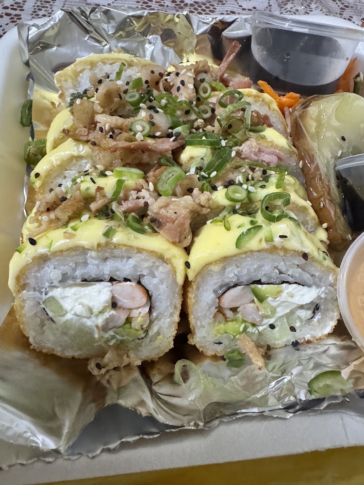 MANÁ SUSHI AND POKES