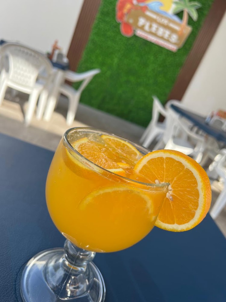 Los Plebes Tacos y Aguachiles