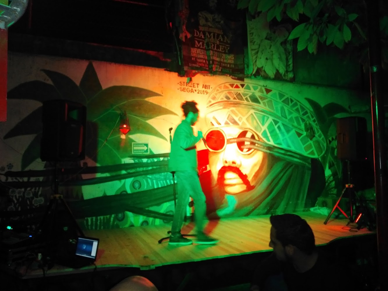 Hunga Jungla Bar