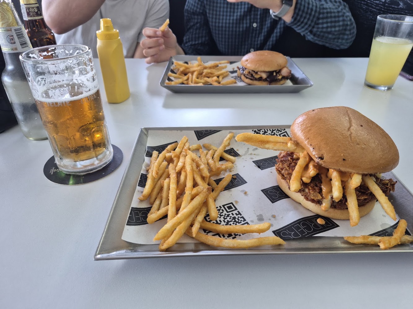 Burgersmx (Bugambilias)