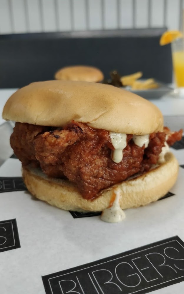 Burgersmx (Bugambilias)