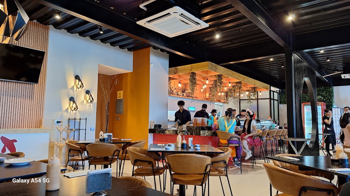 Zasshi Japanese Bistro
