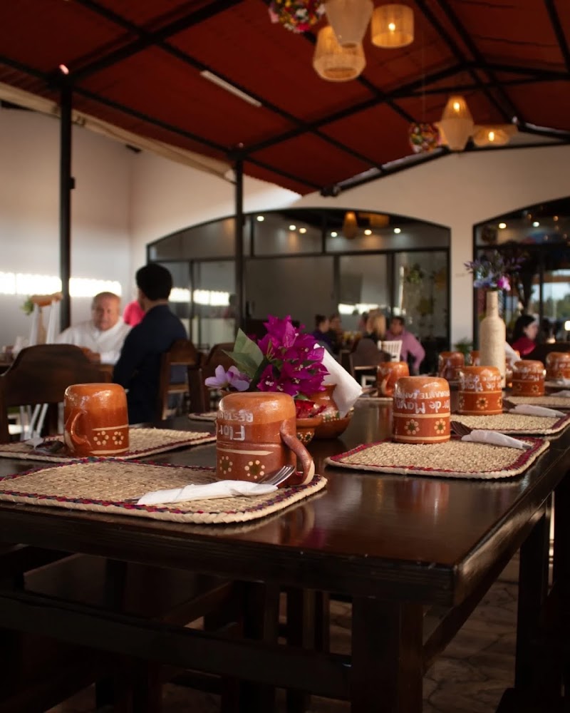 Flor de Mayo Restaurante