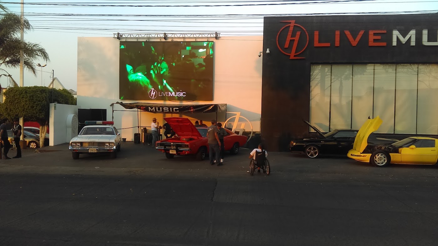 H Live Club & Show
