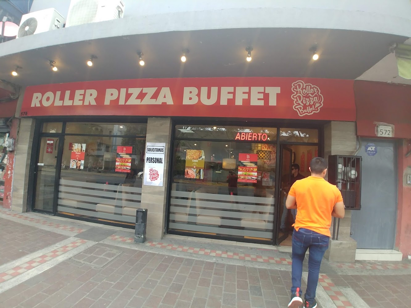 Roller Pizza Buffet