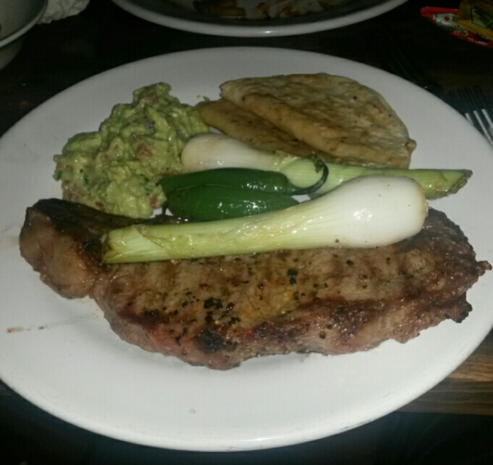 Champs Grill Food & Sport Bar