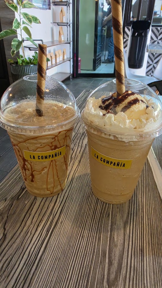 La Compañía · Café, Crepas, Waffles