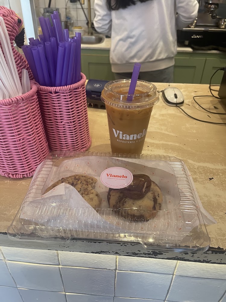 Vianelo Repostería y Café