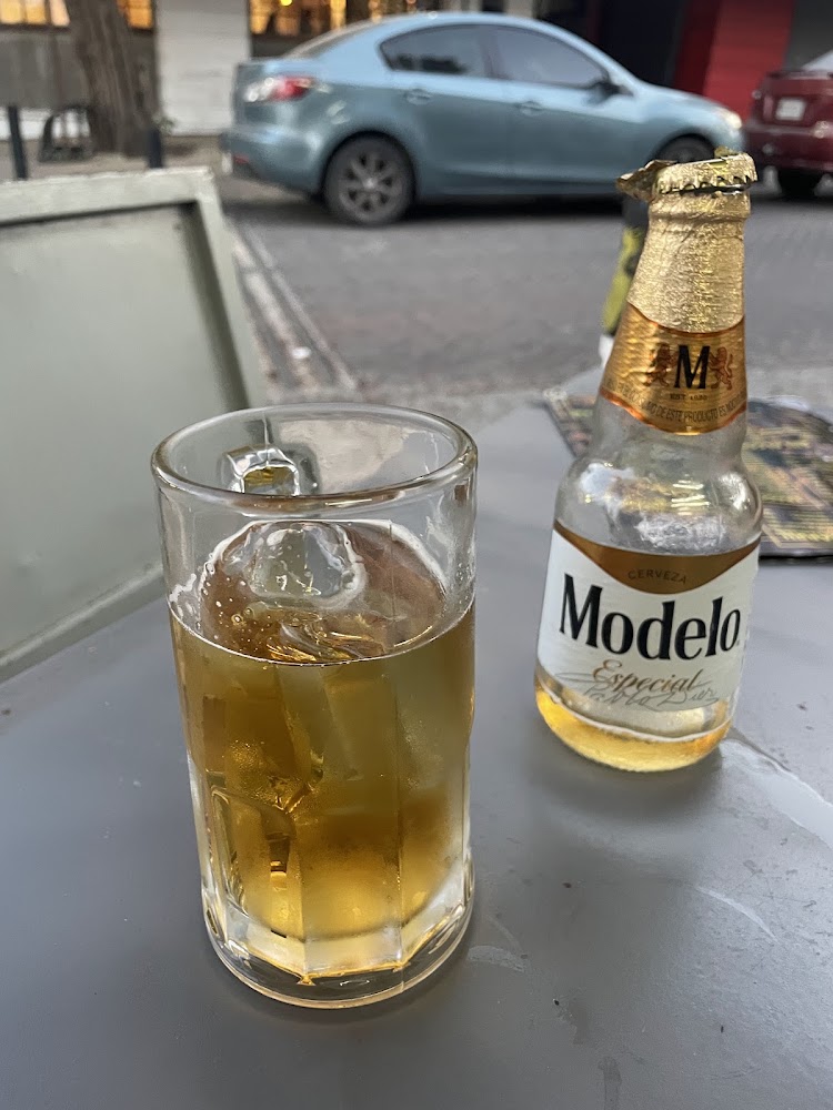 La Bodega Wings & Beer