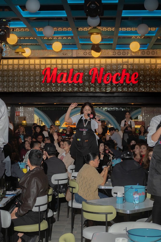 MALA NOCHE