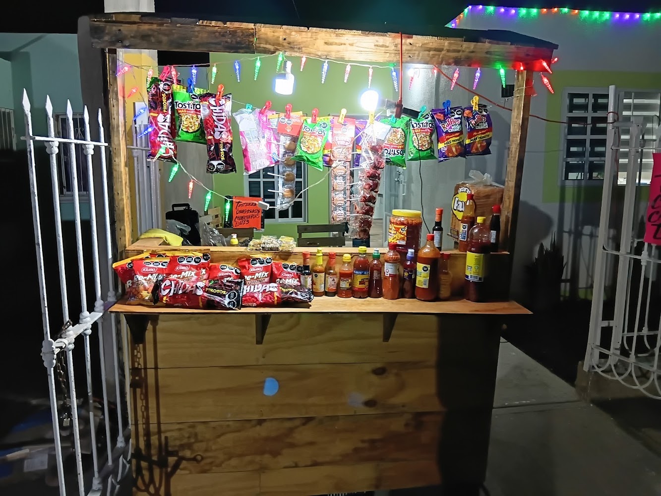 EL MUSICO tostilocos y elotes