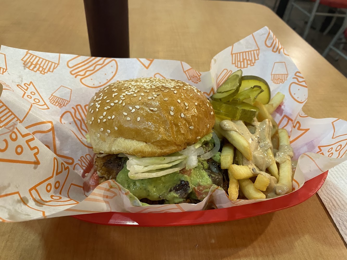 Bruno’s Burgers & Pizza Clouthier