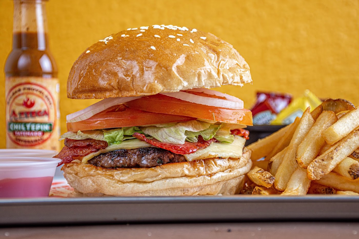 Bruno’s Burgers & Pizza Clouthier
