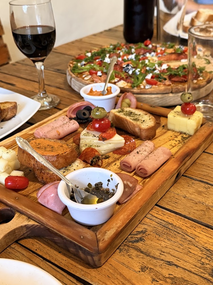 MOSTO PIZZTERÍA