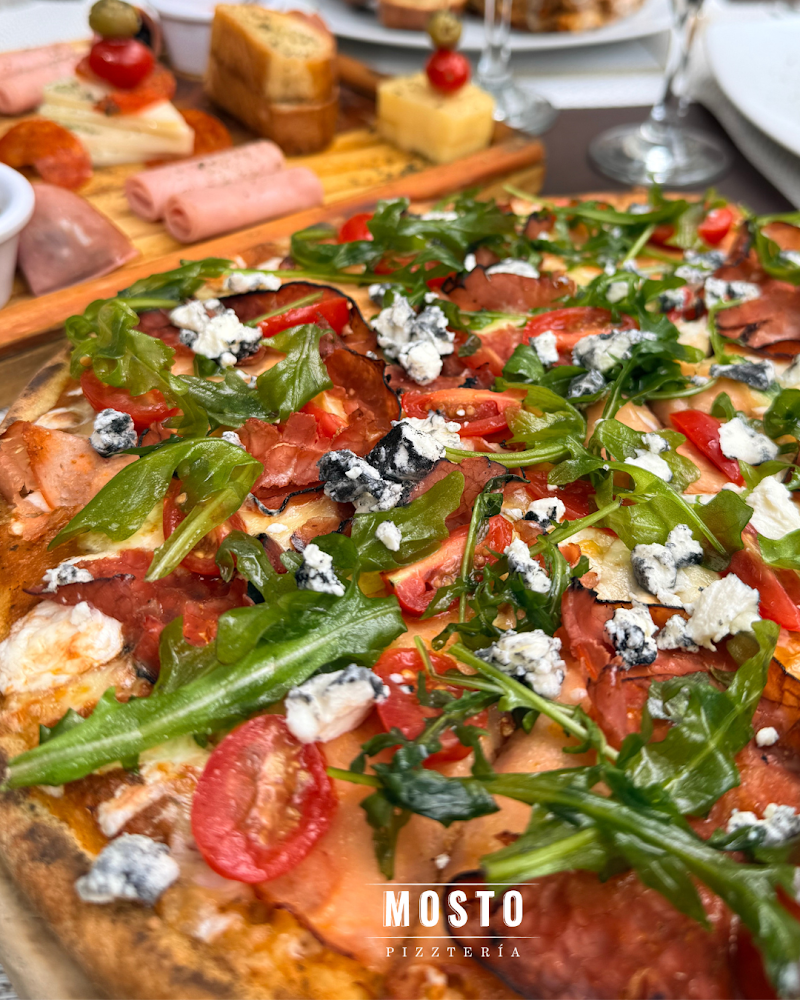 MOSTO PIZZTERÍA