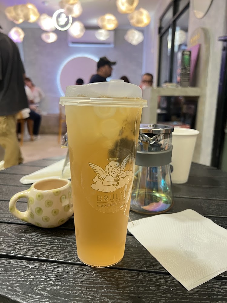 Brulée cafe