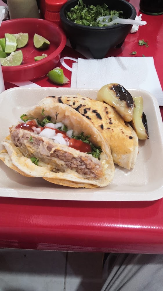 Tacos de birria la Banqueta