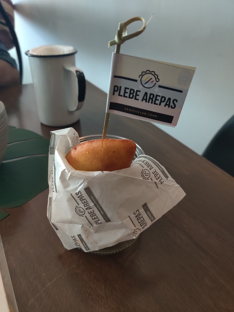 Plebe arepas