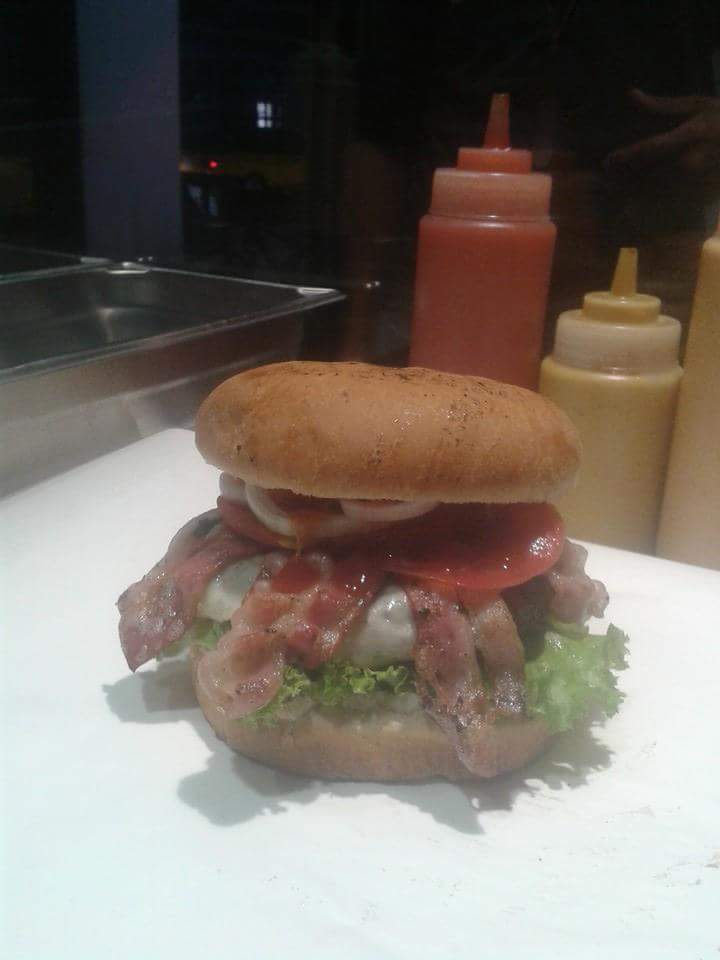 Hamburgruesas Al Carbón