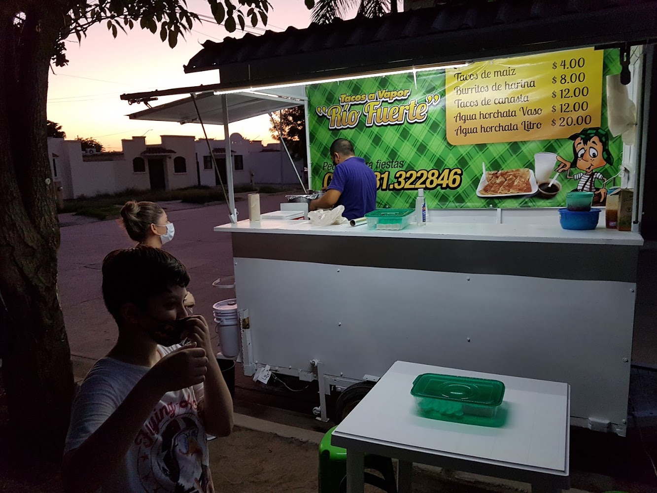 Tacos a vapor "Rio Fuerte"