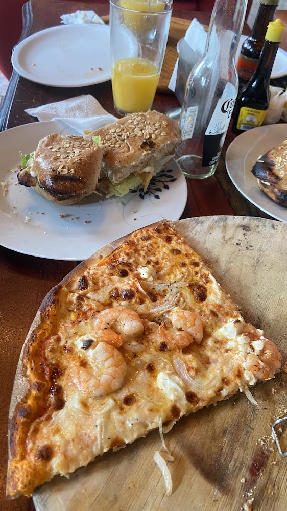 Villa Italiana, Pizza a la leña