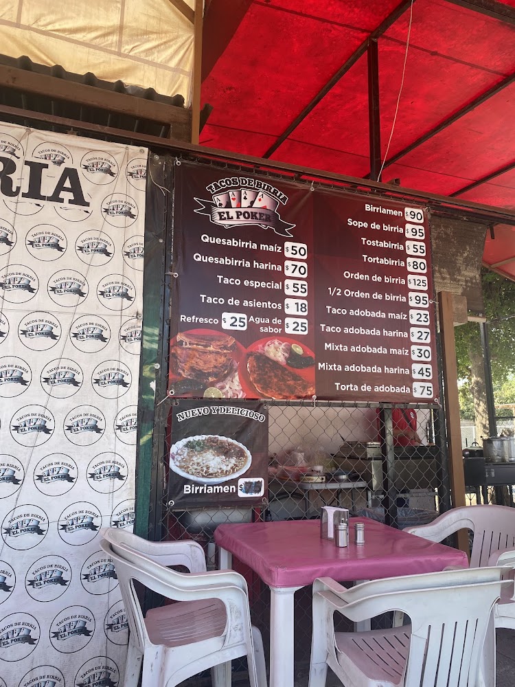 Tacos de birria El Poker