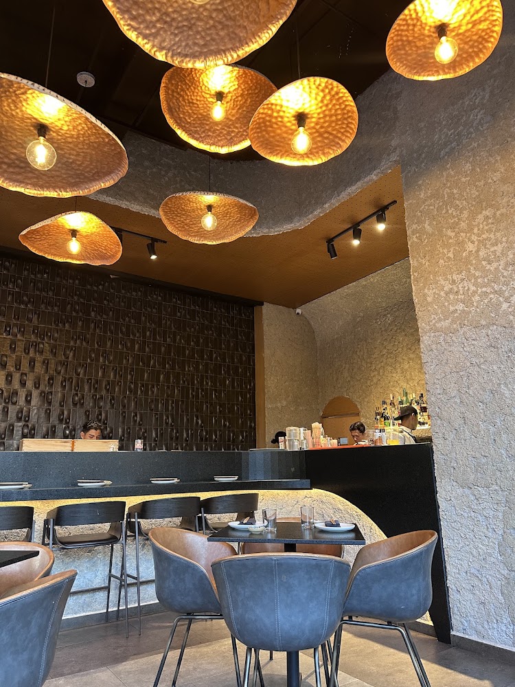 Yotama Sushi Bar