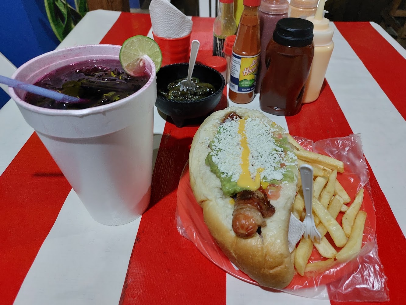 Hot dogs y hamburguesas los mochis
