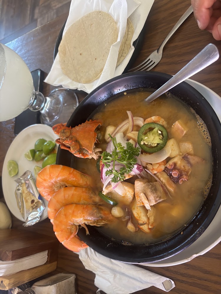 Mariscos El Torito La Marina