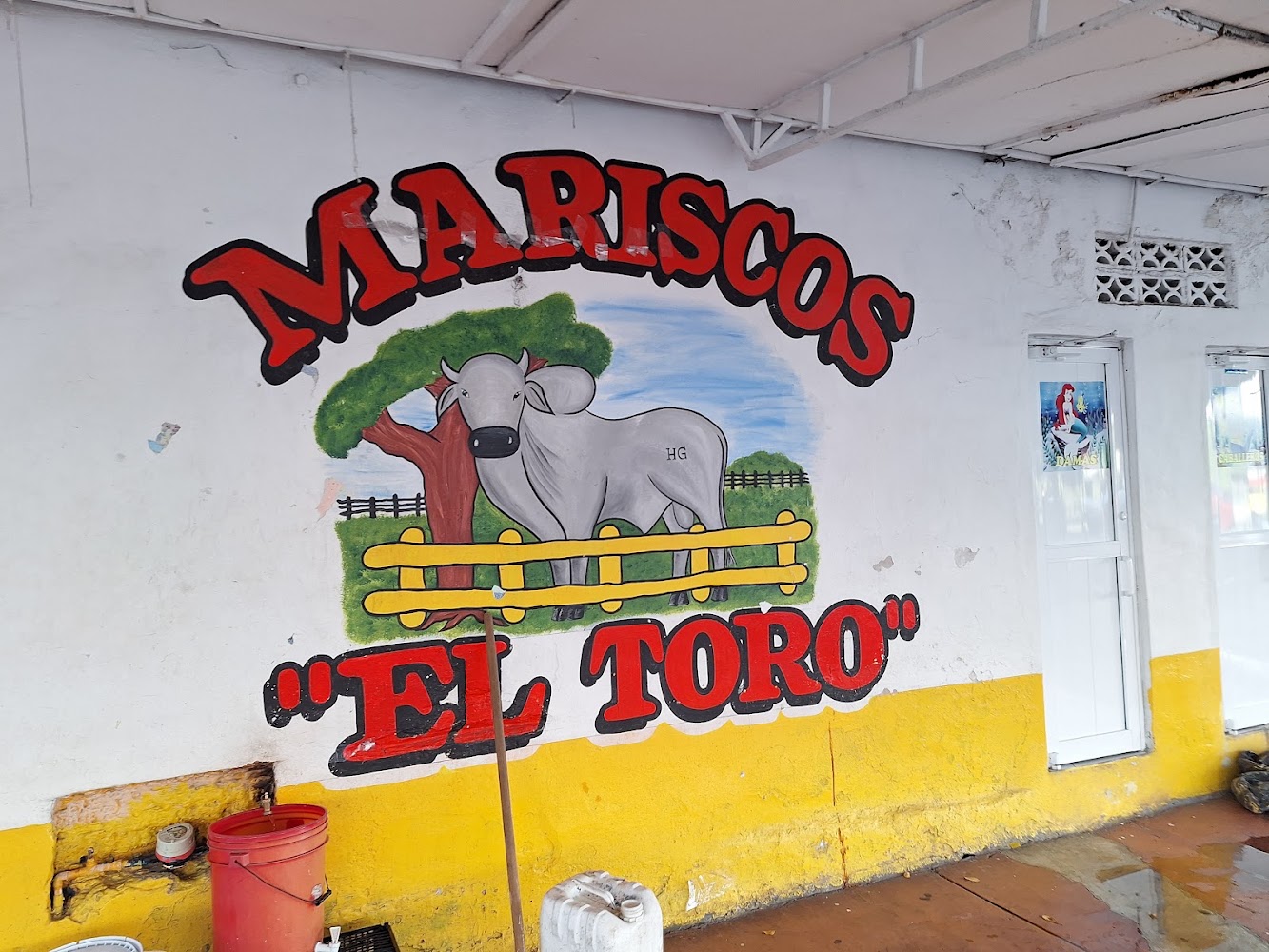 Mariscos El Toro Güero · Mazatlán