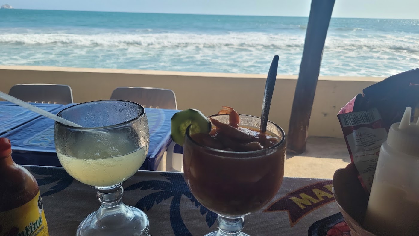 Mariscos Los Porteños