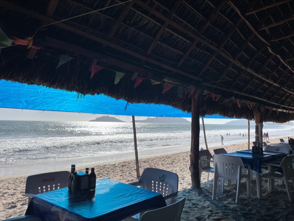 Mariscos Los Porteños