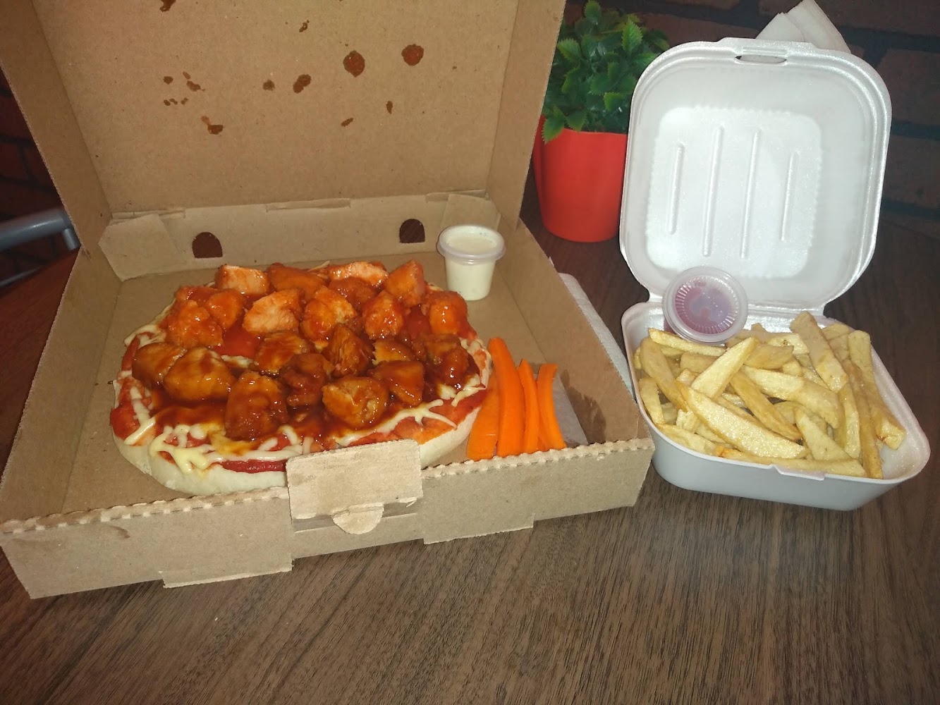 Bonles Pizza