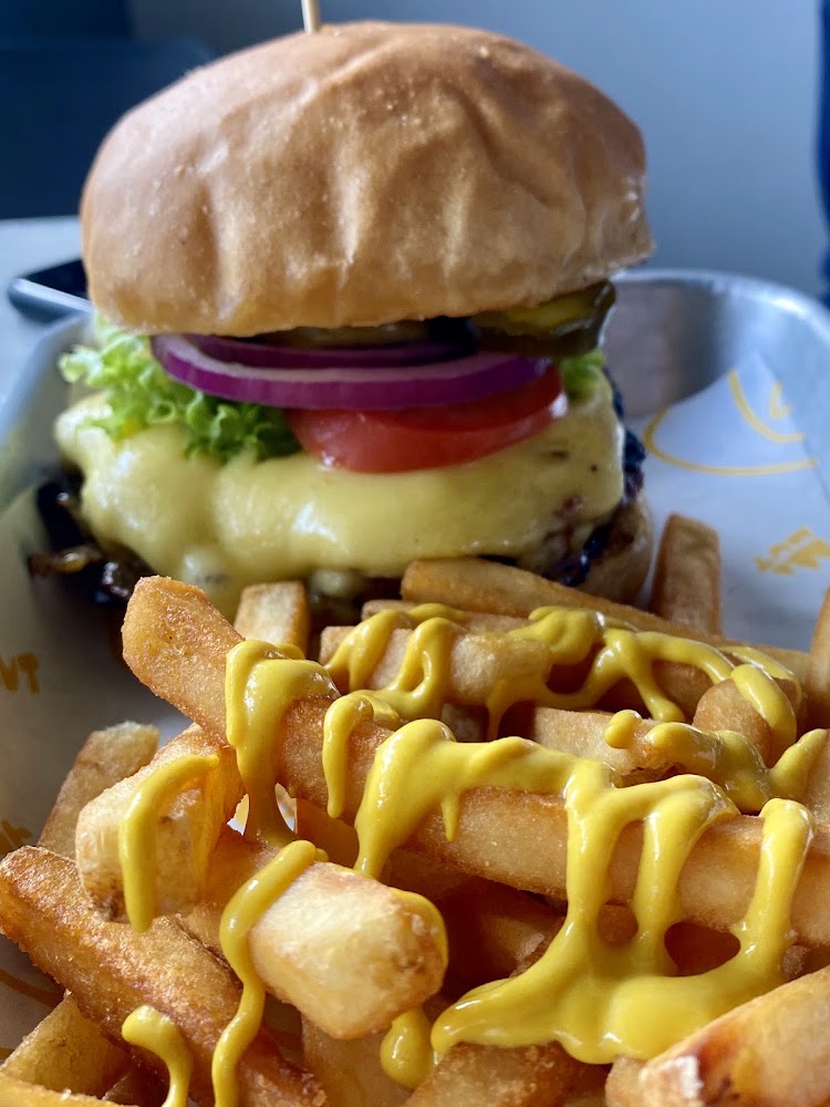 Mamut Burger GDL-ZPN