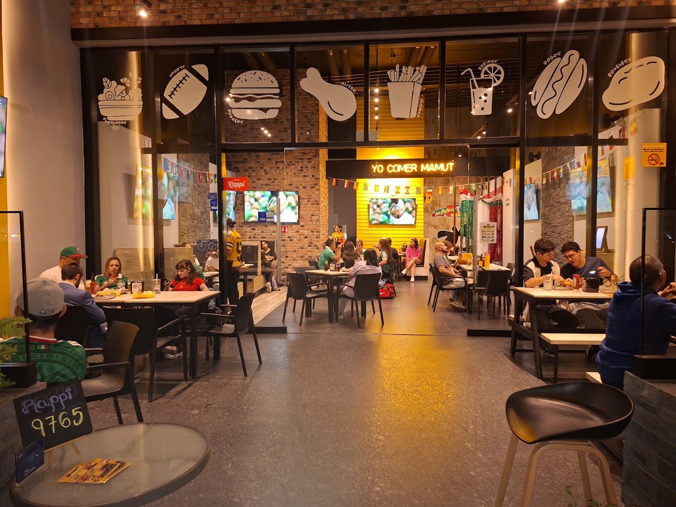 Mamut Burger GDL-ZPN